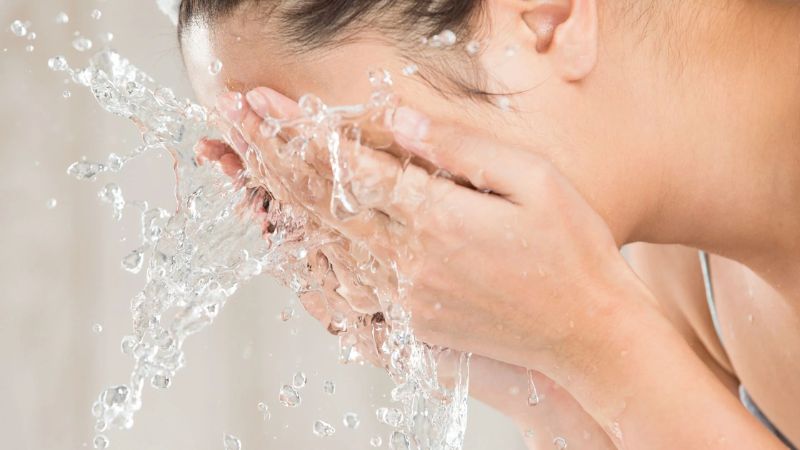 steps to washing face